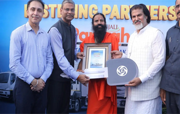 Ashok Leyland Secures Order For 250 State-Of-The-Art Trucks From M/S Patanjali Parivahan Private Ltd